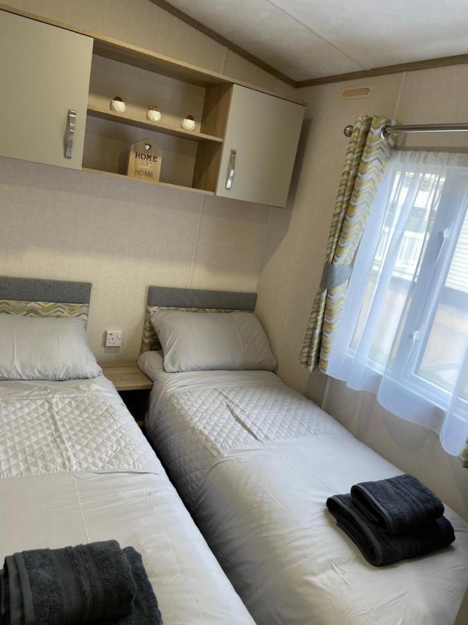 Tigers Wood - 2 Bed Hot Tub With Free Golf, No Buggy