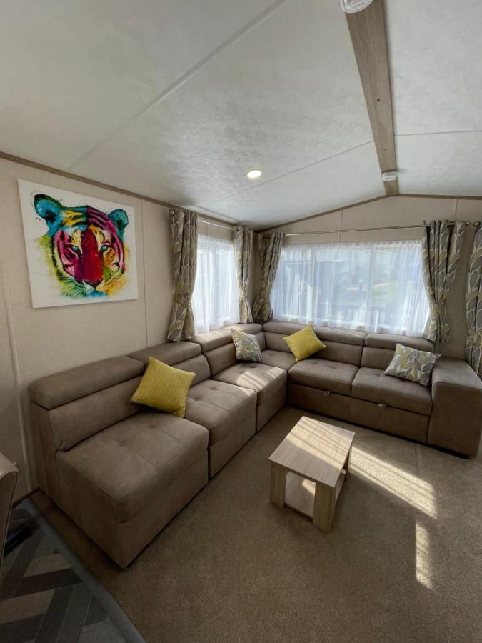Villa Tigers Wood - 2 Bed Hot Tub With Free Golf, No Buggy *