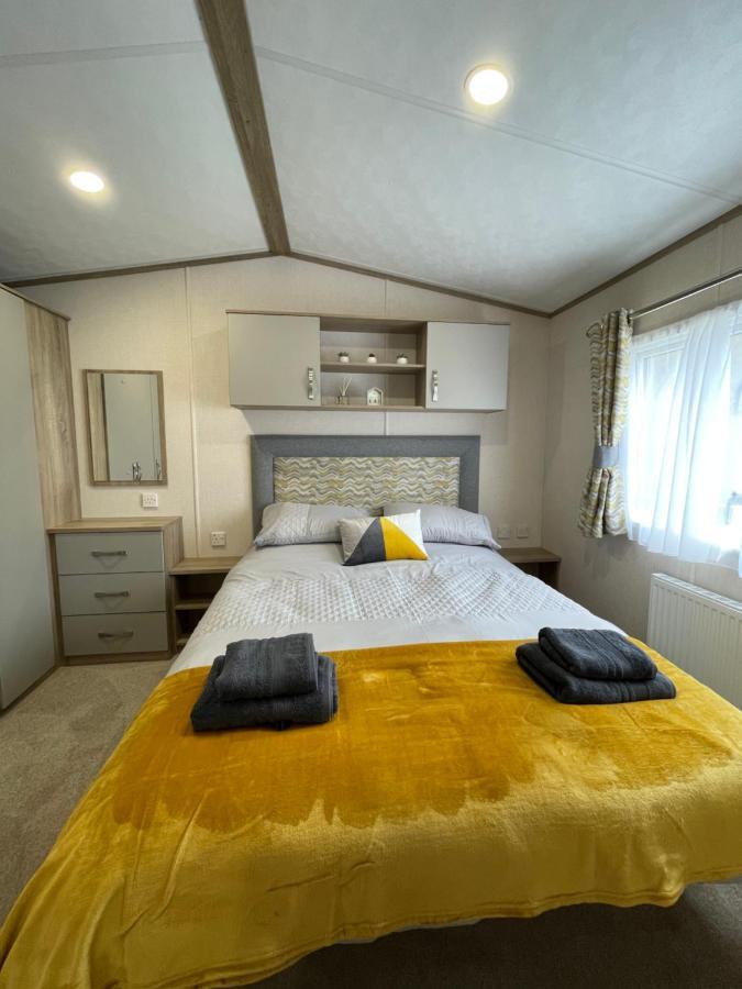 Tigers Wood - 2 Bed Hot Tub With Free Golf, No Buggy