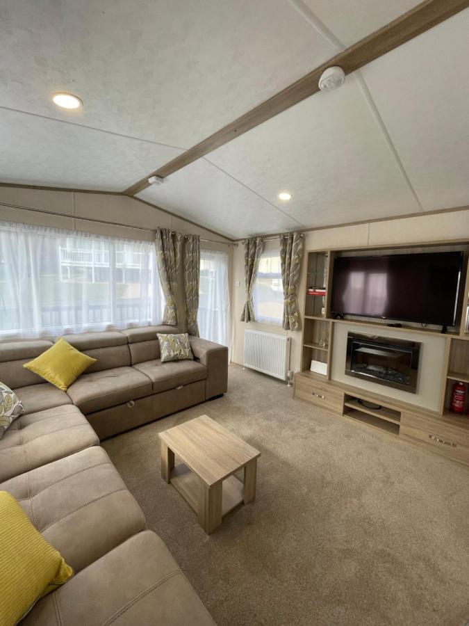 Tigers Wood - 2 Bed Hot Tub With Free Golf, No Buggy * Swarland